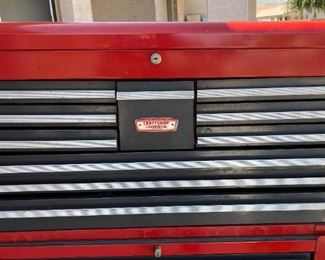 Craftsman Commercial 2-Piece Tool Chest	59x34x19in	HxWxD
