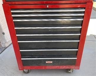 Craftsman Commercial 2-Piece Tool Chest	59x34x19in	HxWxD
