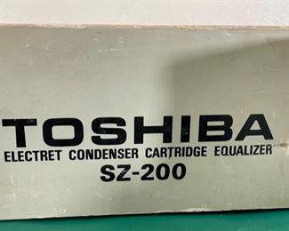 Toshiba SZ-200 Phono Cartridge EQ Equalizer	Box: 5x5x9in	
