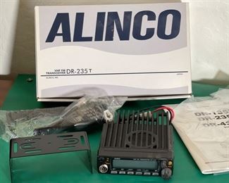 Alinco DR-235 235t VHF FM Transceiver in Box	Box: 2.5x14x8.5in	HxWxD
