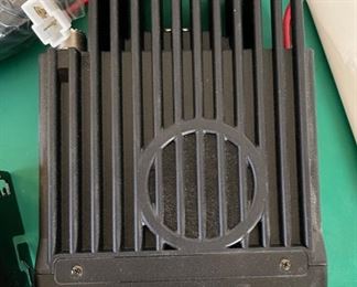 Alinco DR-235 235t VHF FM Transceiver in Box	Box: 2.5x14x8.5in	HxWxD
