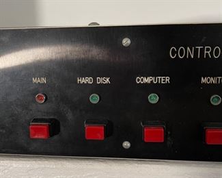 Amp/Speaker Switcher	4x15x12in	HxWxD