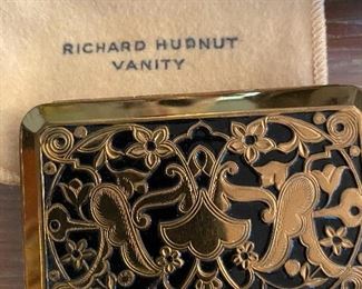 VIntage Richard Hubnut Vanity Compact