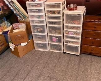 SEWING CRAFTS...LOOK IN THE DRAWERS!!!