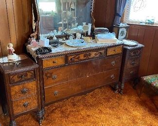 Vintage Mahogany Two Tone Dresser with Swing Mirror, Matching Occasional TAbles