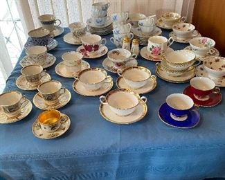 Tea Cup/Saucers Collection