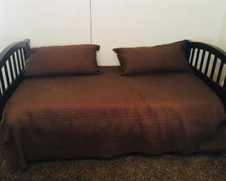 3 in 1 Daybed w/Trundle