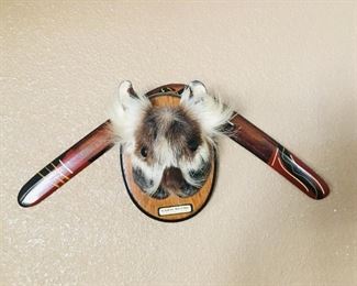 "Hooves" Art to look like Koala / Boomerang