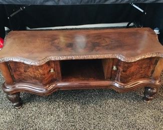 End of Bed Storage Cabinet / Bench