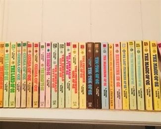 Vintage Wizard of Oz Paperback Books