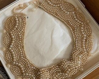 1950's Beaded Collar
