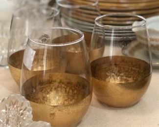 Gold trimmed wine goblets 