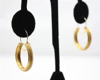 22K Yellow Gold Earrings