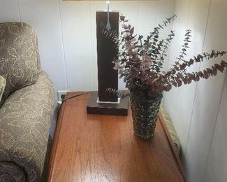 Pair of lamps(Ethan Allen) great look and quality