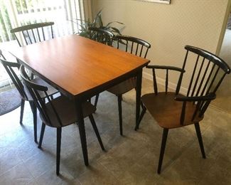 Great looking vintage set