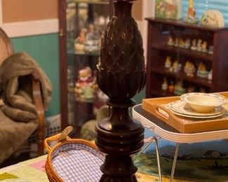 1800's Hand Carved Pineapple Post Bed