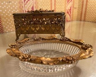 Beautiful Dressing Table Pieces