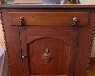 Wonderful Victorian Washstand 