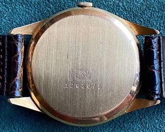 Men's Omega Seamaster DeVille automatic wrist watch.  18 Kt case and back in running order. 