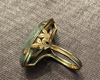 18k Mings Carved Jade Ring