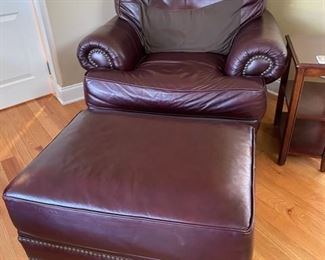 THOMASVILLE LEATHER CLUB CHAIR AND OTTOMON 2 OF 2