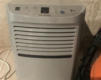 LG DEHUMIDIFIER
