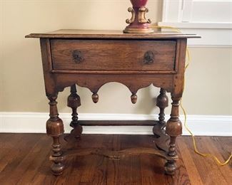 Side / End Table with Drawer