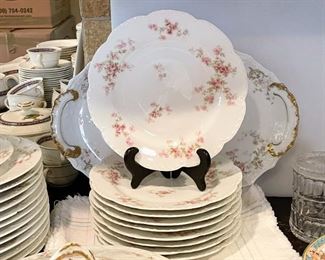 Vintage Haviland Limoges China Plate Set