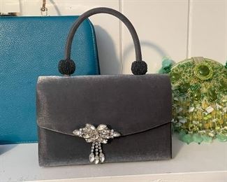 Women's Purses & Handbags