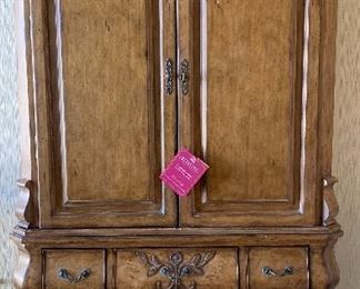 Heritage Collection Armoire