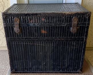Old World Trunk