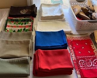 Vintage Linens Asst