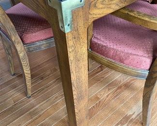 Henredon dining table