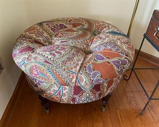 storage ottoman