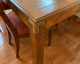 Henredon dining table & chairs