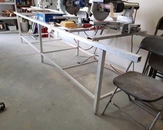 104	

Aluminum Workbench
Measures Approx: 144" x 32" x 30" Workbench Only No Other Contents Included