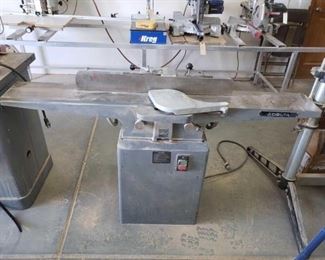 114	

Delta Planner
Measures Approx: 66" x 23" x 36" Model No: 37-315