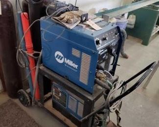 118	

Miller Syncrowave Tig Welder, Cart, Argon Tank, And Miller Coolmate
Cart Measures Approx: 45" x 18" x 36" Welder Model No: 903600 Cooler Model No: 043007 Tank Measures Approx: 7" x 49"