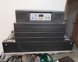 210	

Industrial Shrink Wrapper
Measures Approx: 47" x 24" x 27