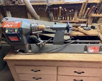 Nova DVR Lathe and tons of lathe tools - comes with rolling table