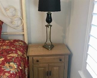 Nightstand - Lamp 