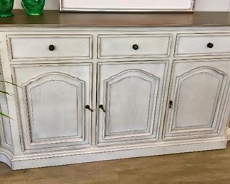 Buffet/TV Cabinet 