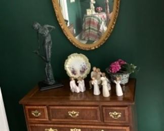 Small Henredon dresser