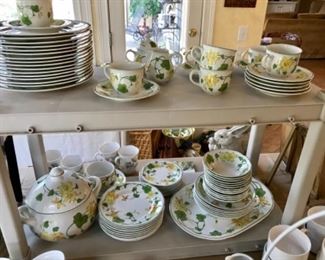 Villeroy & Boch “geranium” China