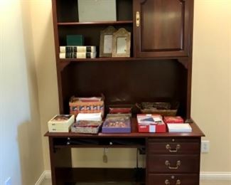 Ethan Allen desk