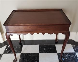 rectangular table with raised edge and rounded legs - 27" high x 29" wide x 18" deep