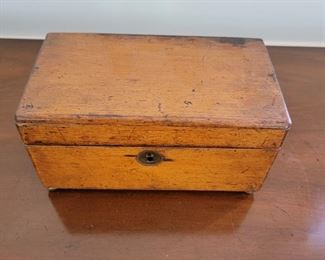 Stone head on metal base - 16" high