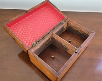 Stone head on metal base - 16" high