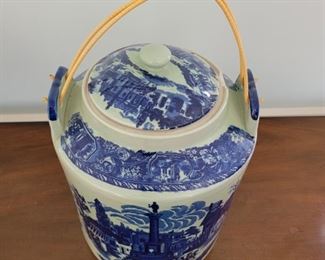 Asian jar with lid and handles - 19" high x 11" diameter
