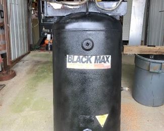 5HP / 80 GAL TANK 220V GREAT SHAPE